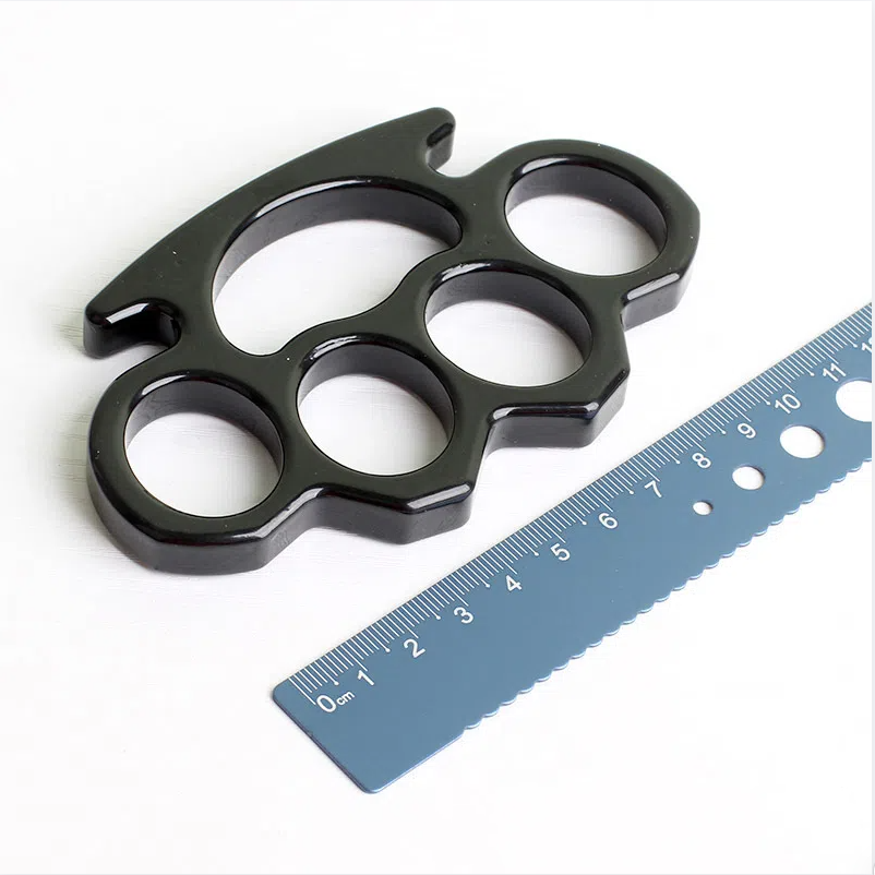 Thickened iron four finger keychain, self-defense finger, tiger finger ring, palm grip, multi-functional car window breaking ham