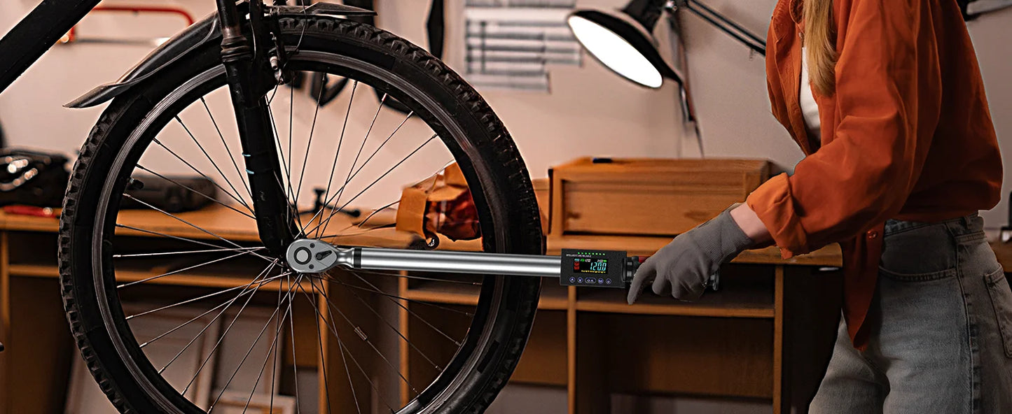 Digital Torque Wrench 1/2” Drive Electronic Torque Wrench Kit 17-340N.m Torque Accurate Electronic Wrench