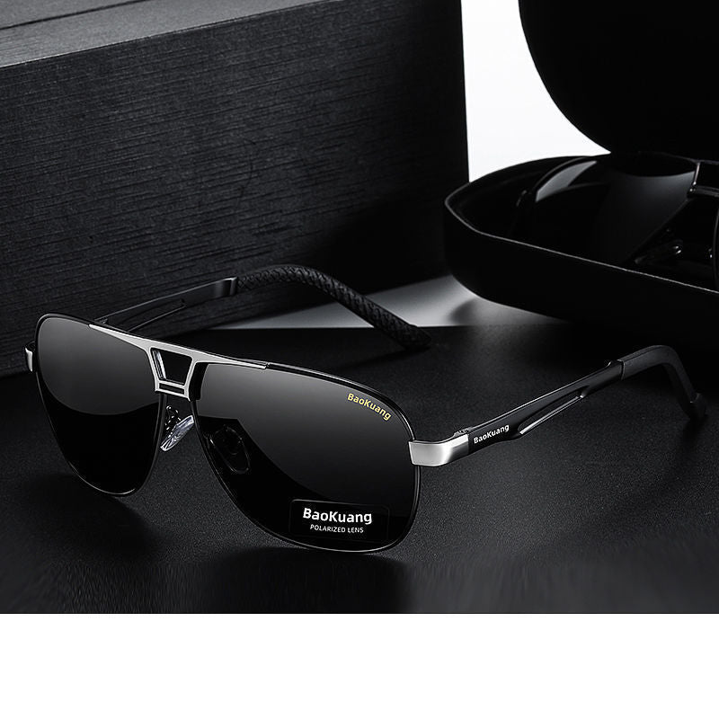 Men's New Day And Night Dual-use Discolored Sunglasses